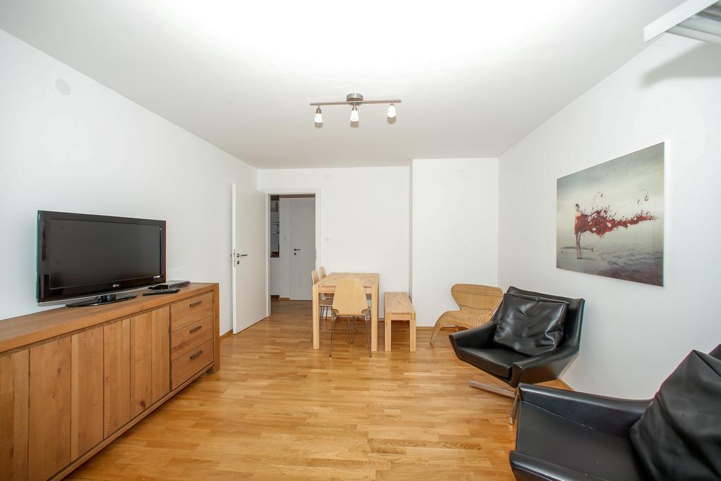 Apartments Harbour セニ 部屋 写真